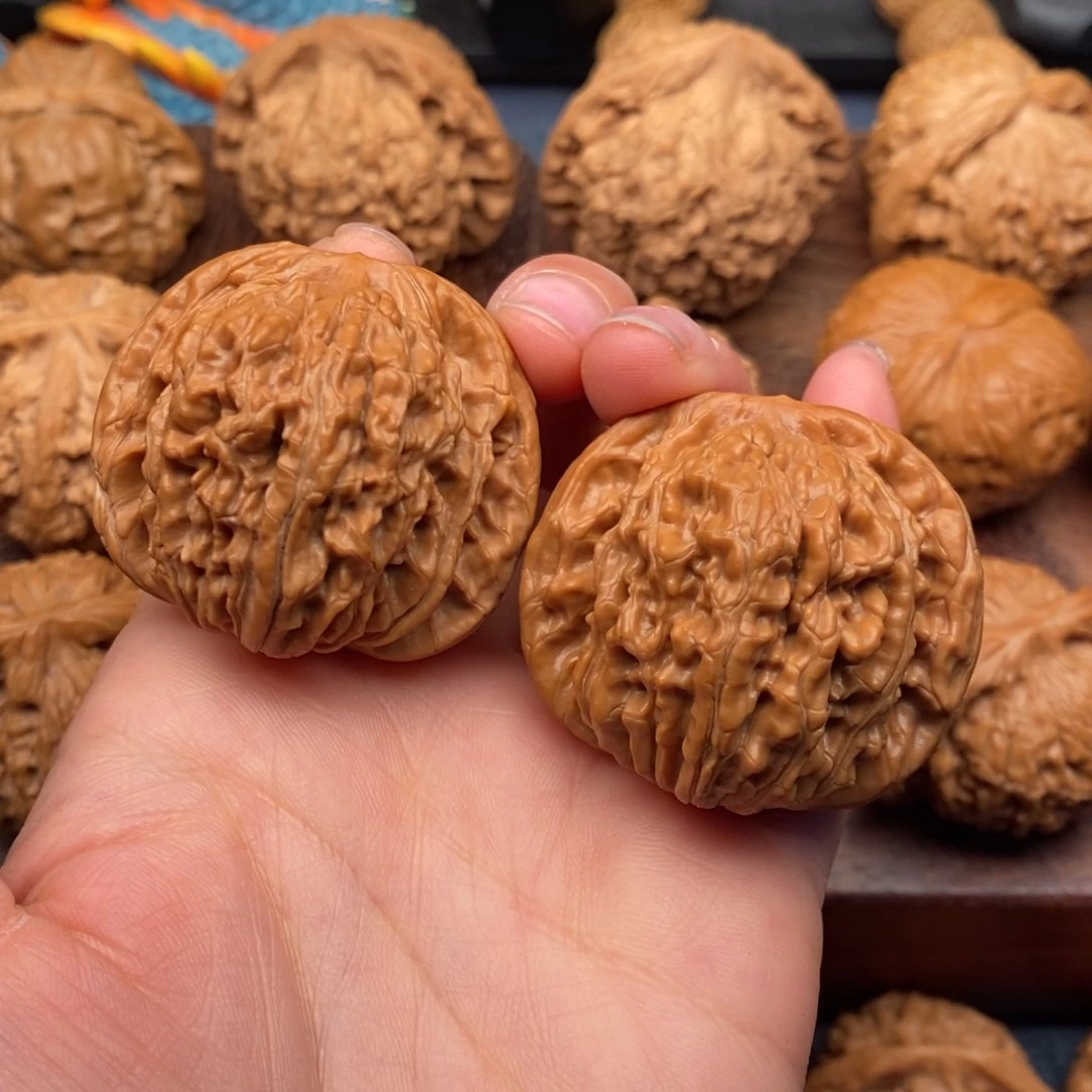 文玩核桃把件42平谷楼