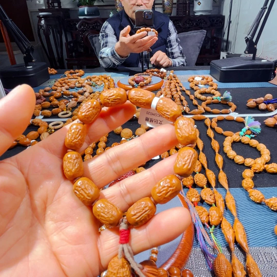 橄榄核吊坠新人在这里