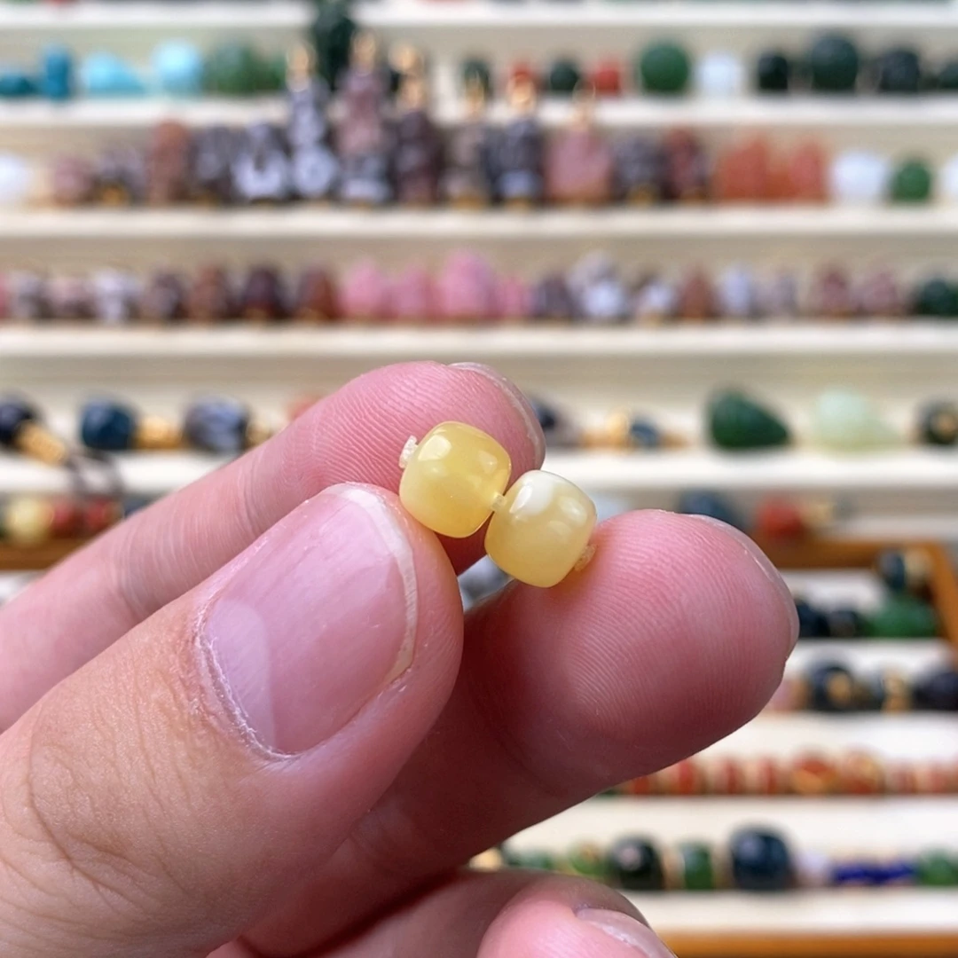 蜜蜡颈饰未镶嵌隔珠