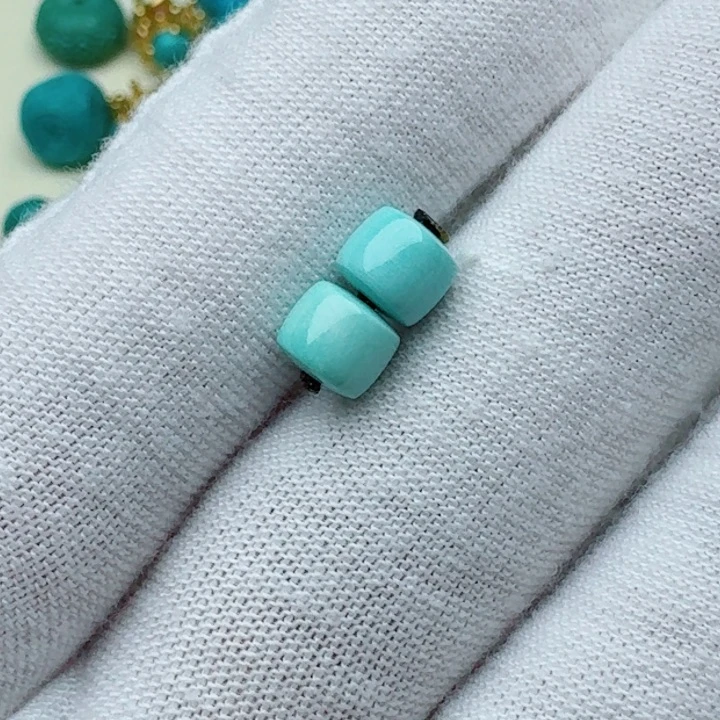 天***雨未镶嵌绿松石直切对珠6