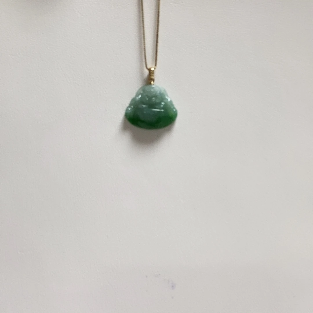 颈饰18K金镶嵌翡翠佛