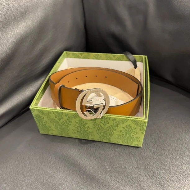 99新 GUCCI/古驰 棕色腰带80cm/9995