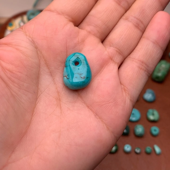 未镶嵌绿松石珠宝奇石