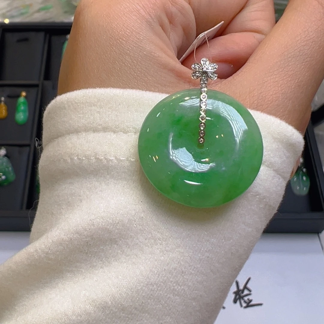 翡翠18K金镶嵌吊坠(不含链)