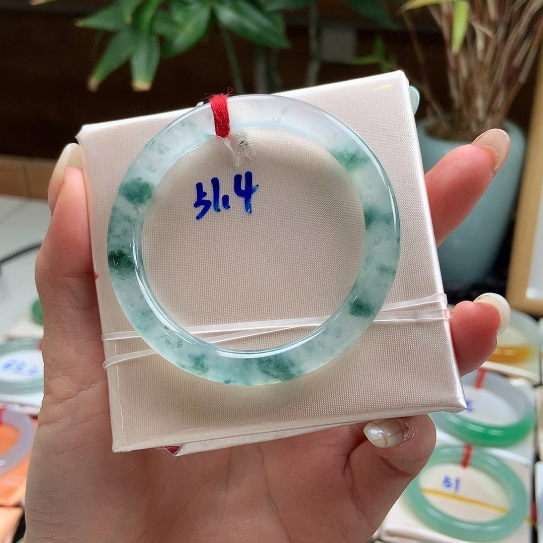 翡翠未镶嵌手镯冰飘花61号