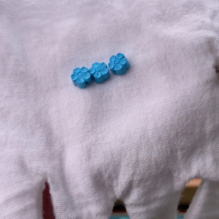 直径6+绿色雕刻花花