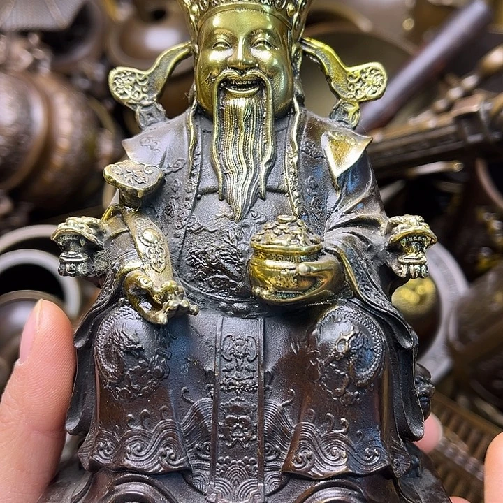 铜33468597688767889988