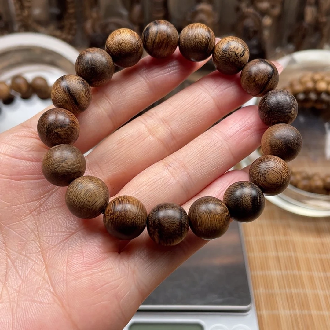 【闪购商品】沉香手串芽庄留疤白奇楠