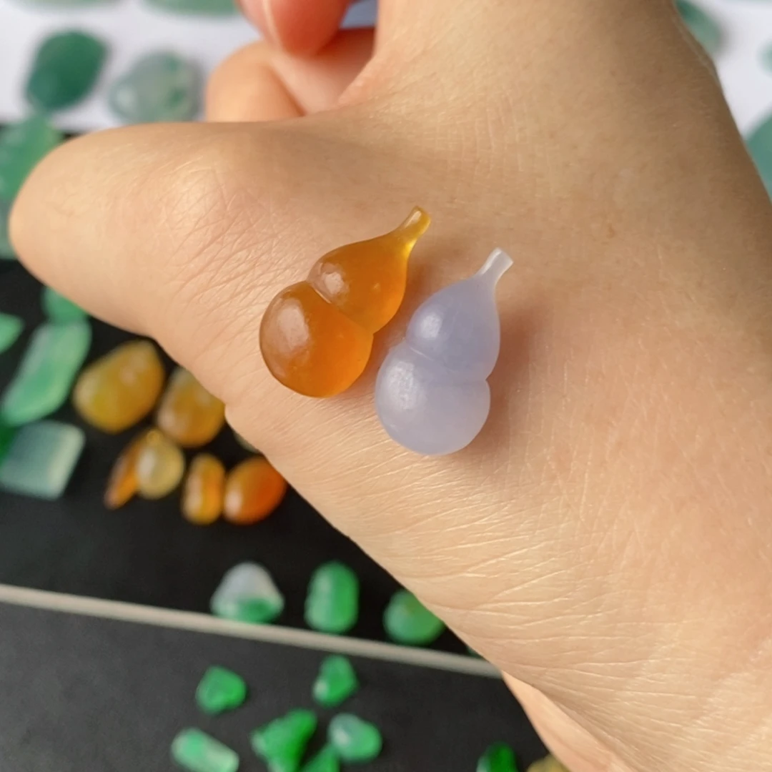 定制翡翠未镶嵌葫芦