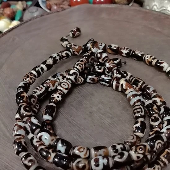 佛***司玛瑙/玉髓散珠精品玛瑙手串购买链接