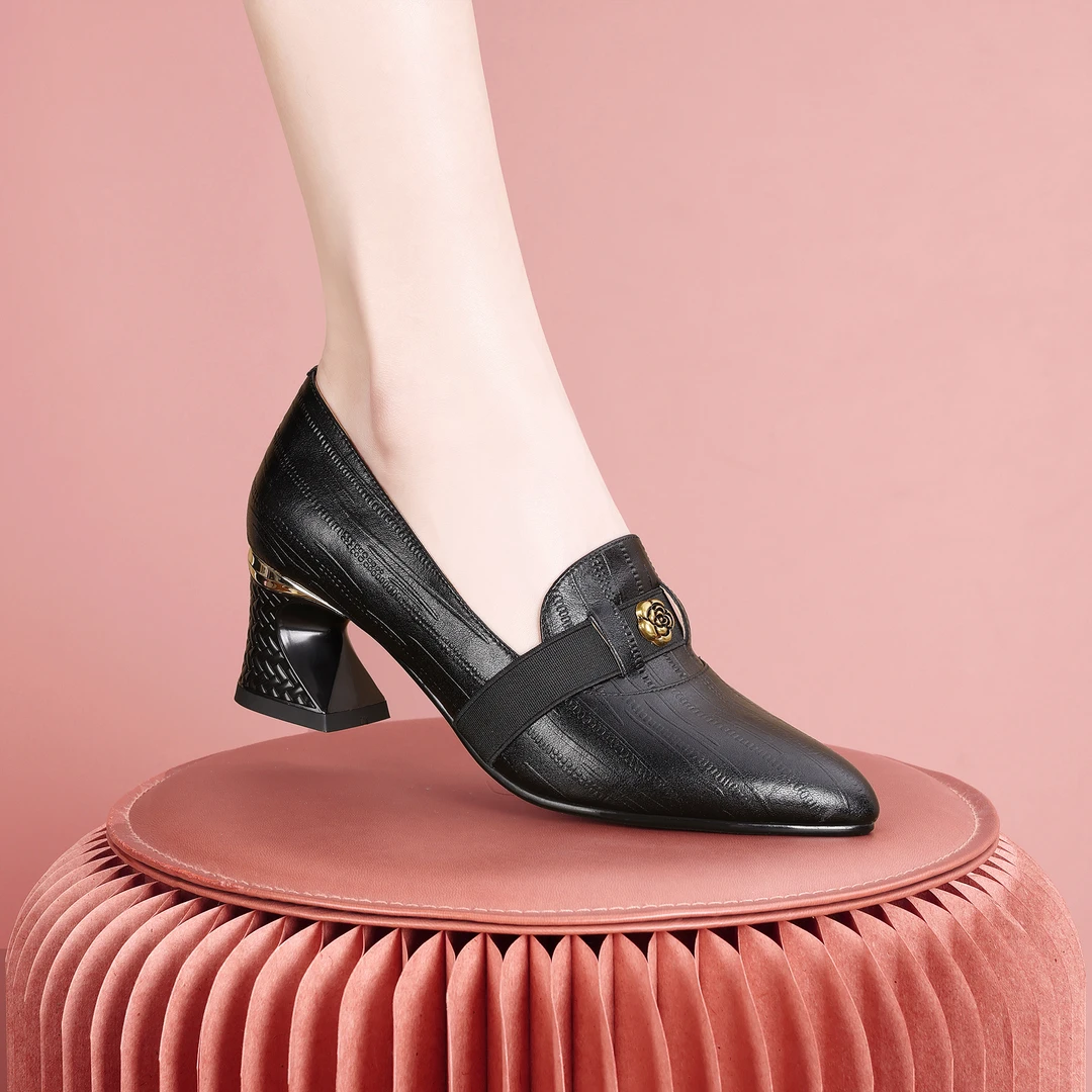 梵芮诗2025年新款春季尖头时尚花朵装饰舒适气质中口单鞋-Y1054