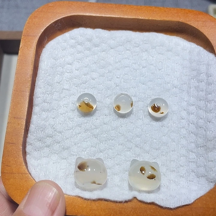 合金颈饰玛瑙/玉髓
