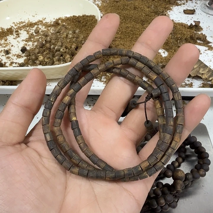 手串沉香众****e沉水随行桶珠0.5