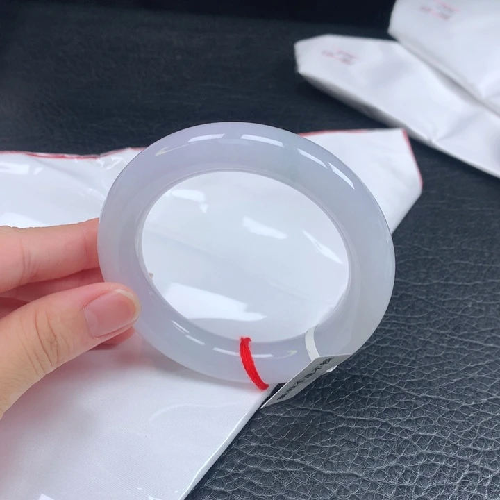 翡翠手镯（圆镯）未镶嵌嘟*喵