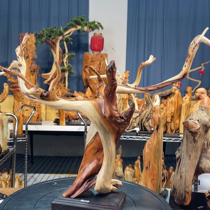 柏木（崖柏）随型飘枝