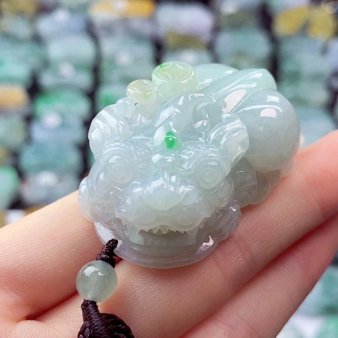 颈饰未镶嵌翡翠天然