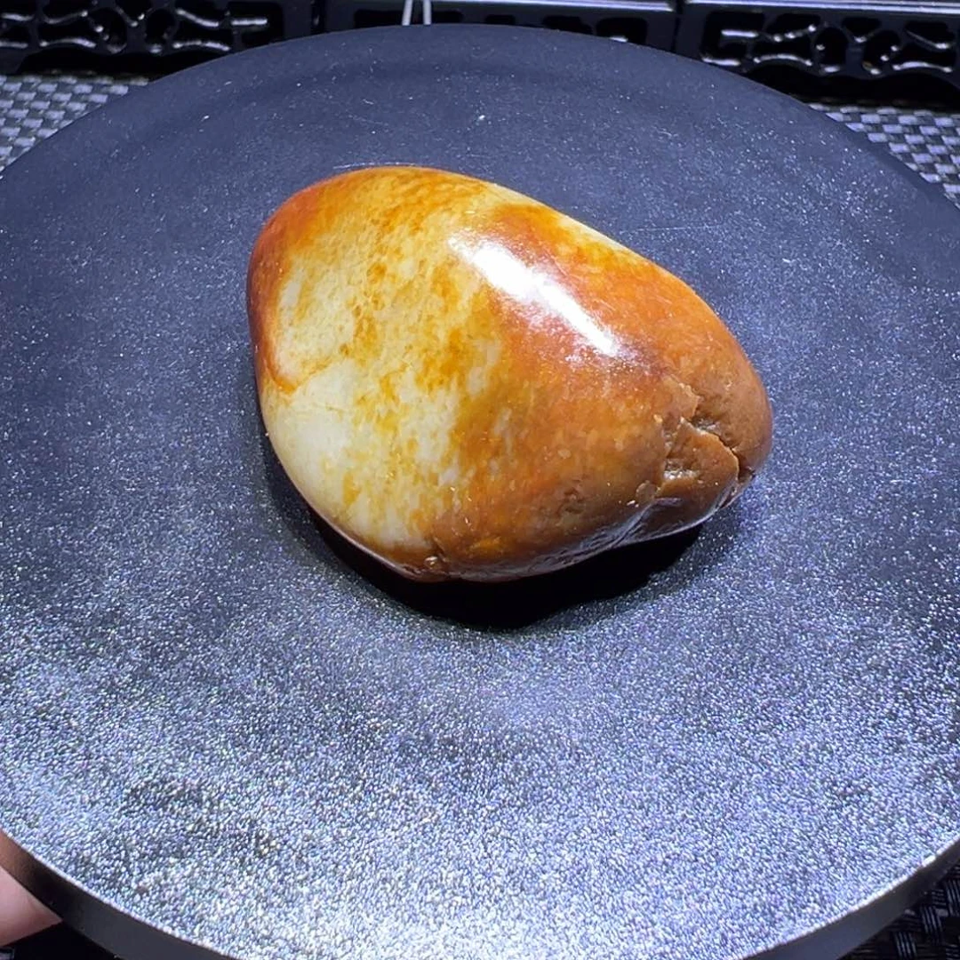 和田玉（子料）未镶嵌颈饰70克-111