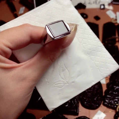 天然缅甸a货钢琴黑挂件