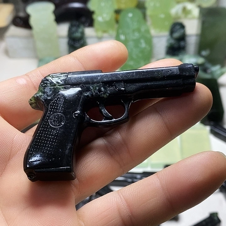 岫玉未镶嵌手把件