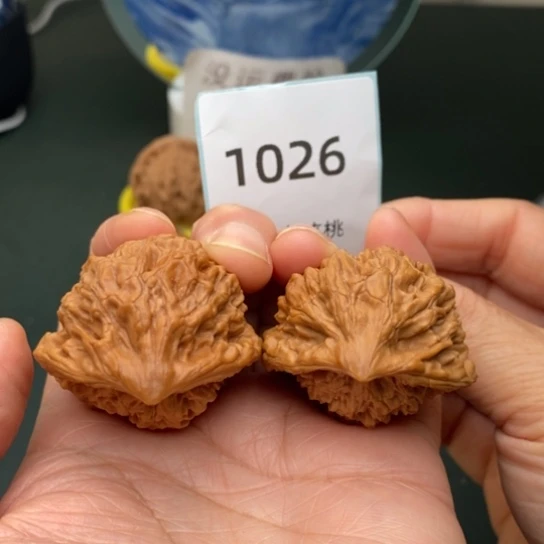 文玩核桃把件40蛇头1026