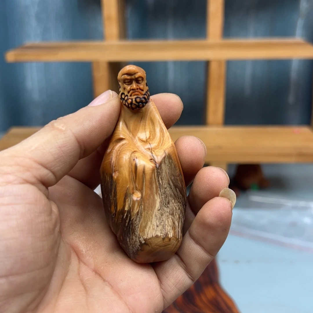 a***浩木崖柏木摆件手把件