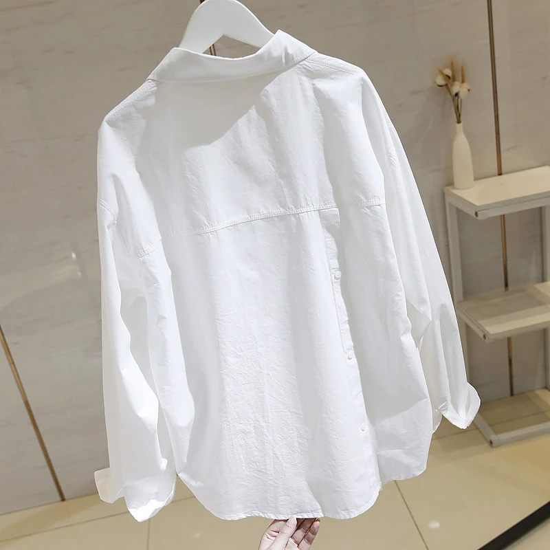 慵懒风简约休闲衬衫女2025春季新款后背纽扣宽松叠穿设计感上衣潮