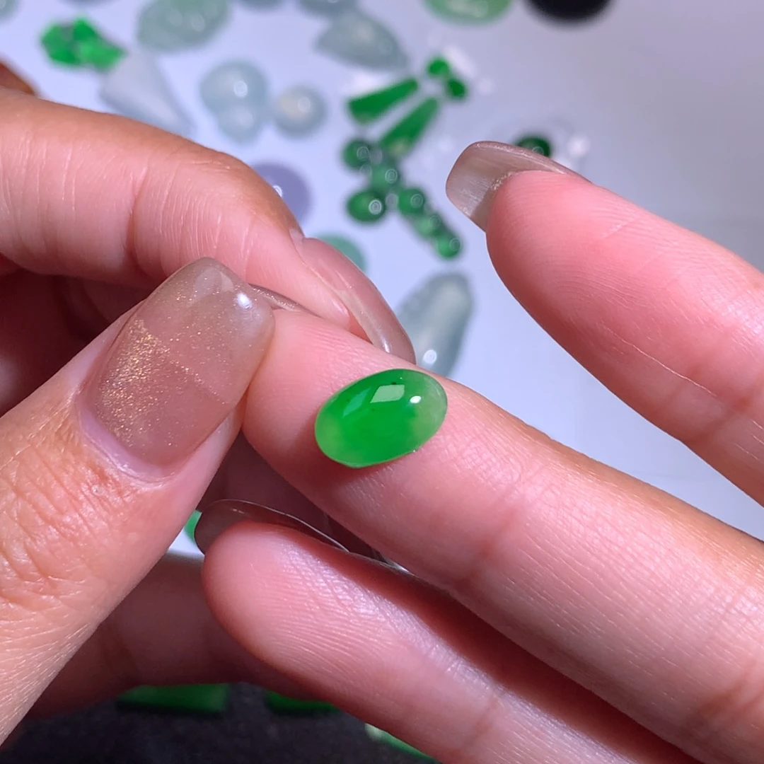 颈饰未镶嵌翡翠10.0-6.5-3.0