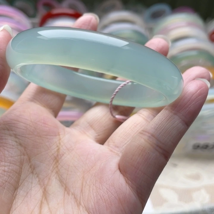 手镯玛瑙/玉髓未镶嵌56圈口