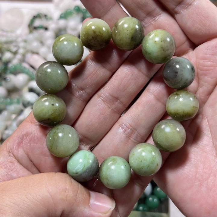 未镶嵌独山玉颈饰卡16