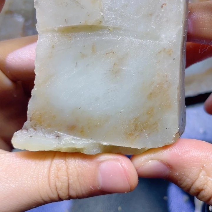 和田玉未镶嵌珠宝半成品