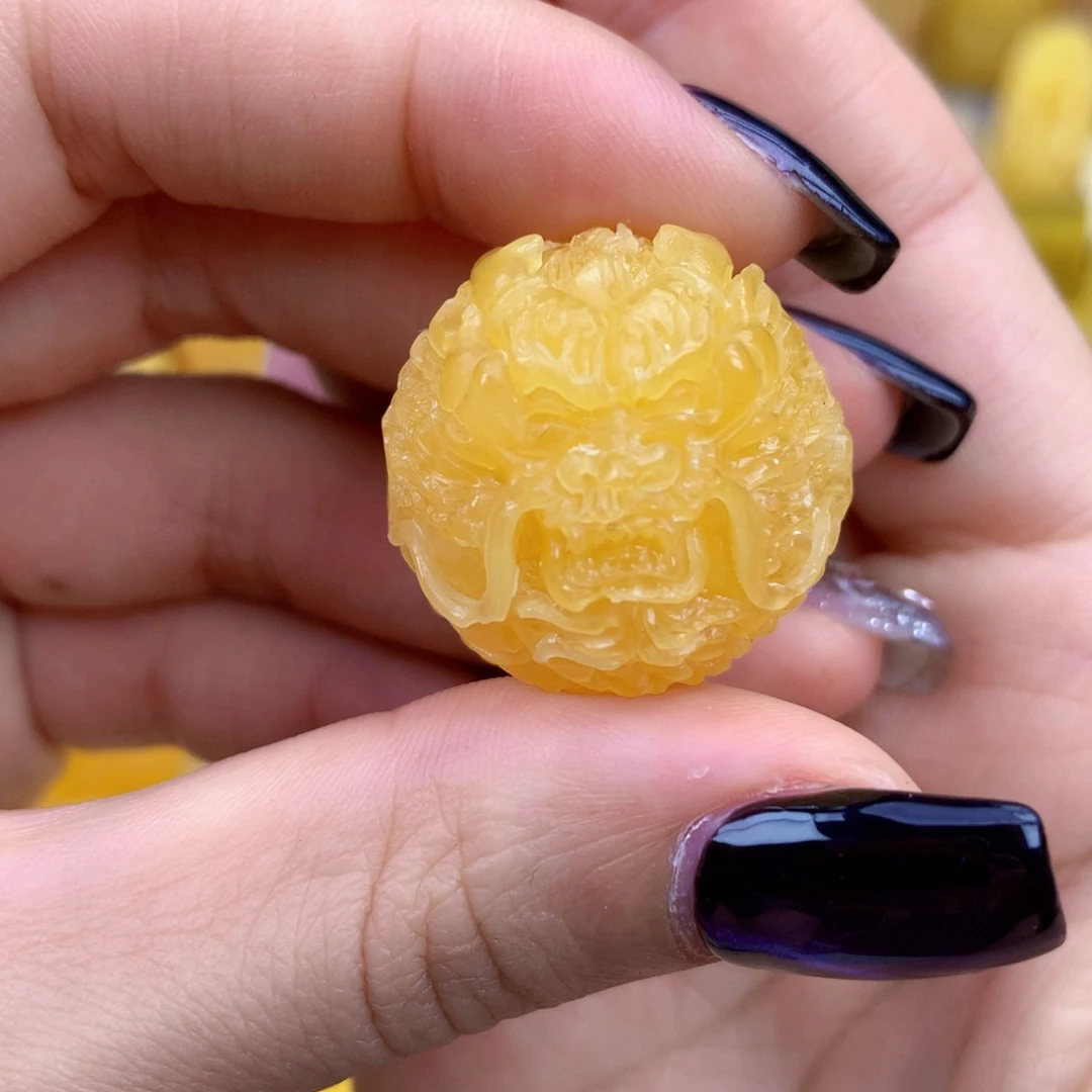 琥珀未镶嵌裸石25