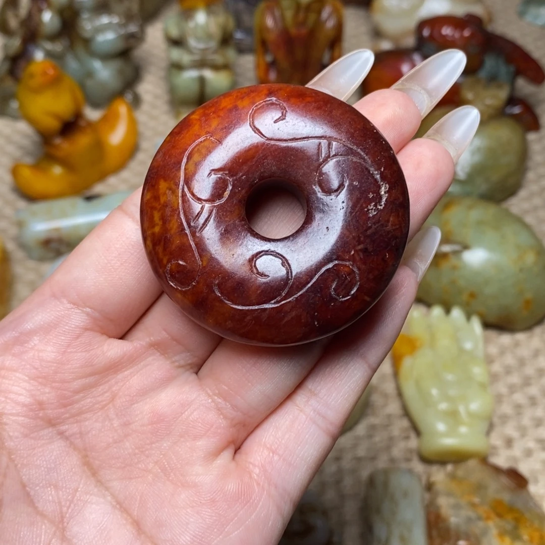 未镶嵌蛇纹石玉颈饰