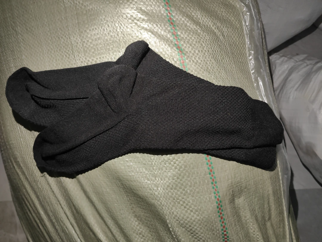 简约风底裤透气运动袜男士常规打底男纯色通用