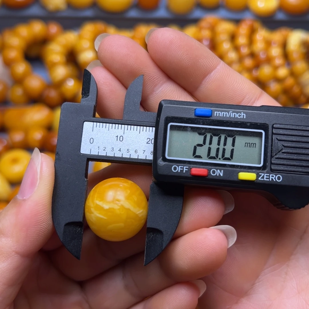 琥珀未镶嵌吊坠(不含链)