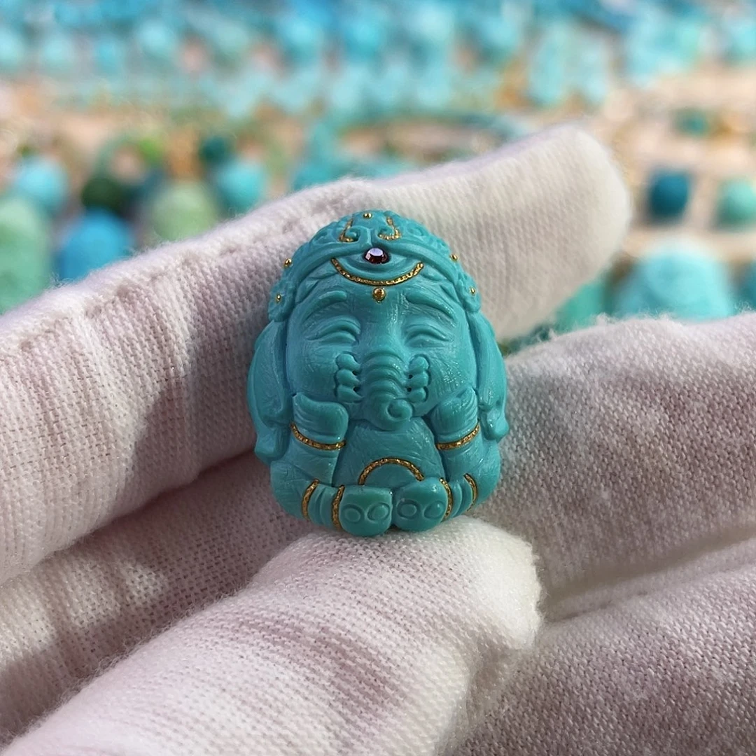 未镶嵌绿松石珠宝奇石