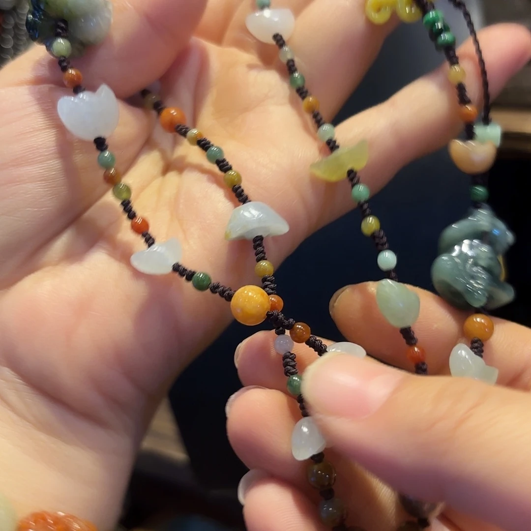 翡翠未镶嵌颈饰原创