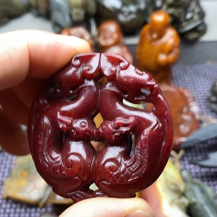 未镶嵌蛇纹石玉颈饰