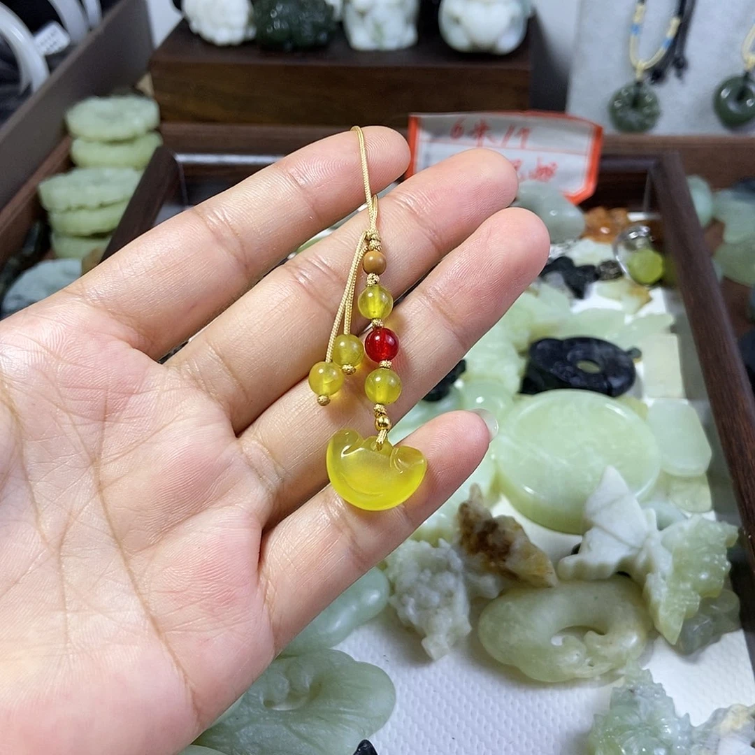 蛇纹石玉合金包挂