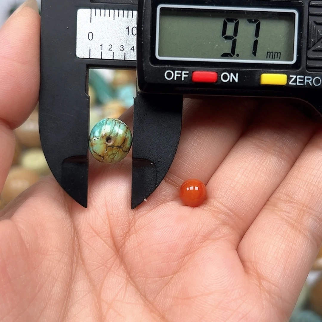 未镶嵌南红玛瑙珠宝奇石