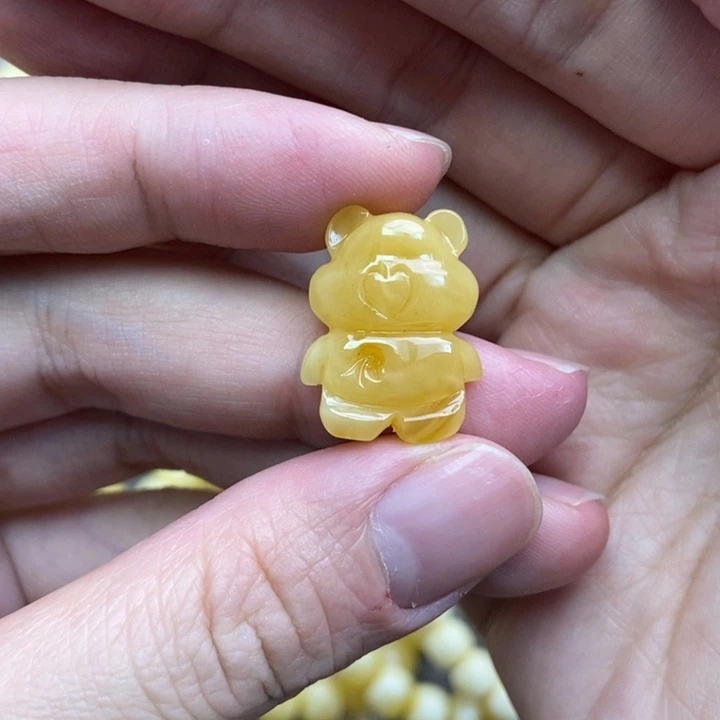 未镶嵌琥珀珠宝奇石1