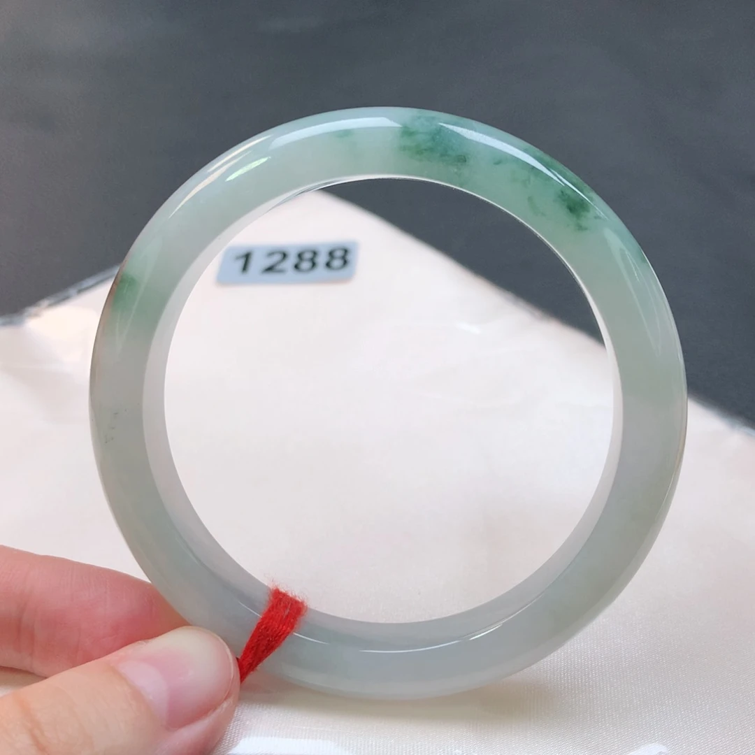 翡翠手镯未镶嵌1288号