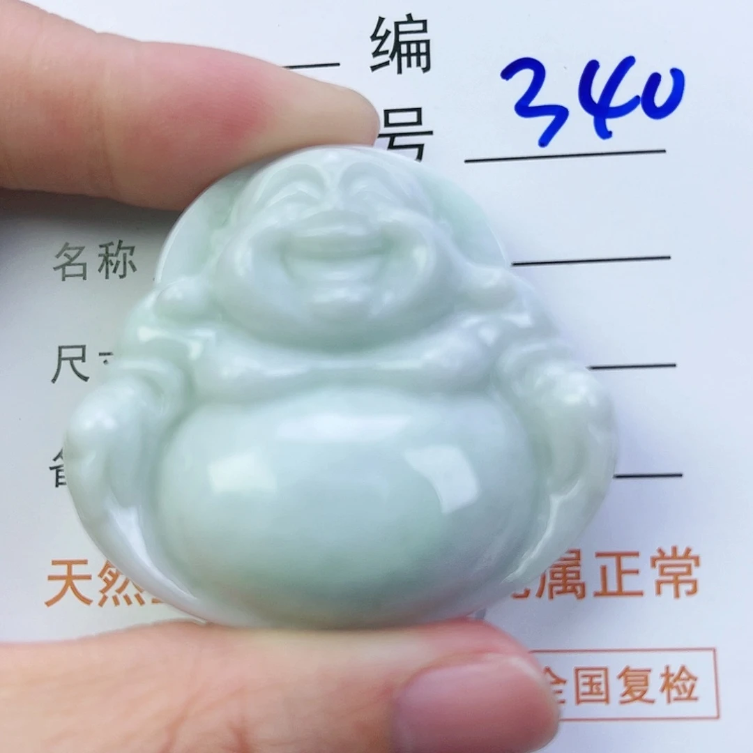 翡翠颈饰未镶嵌佛公