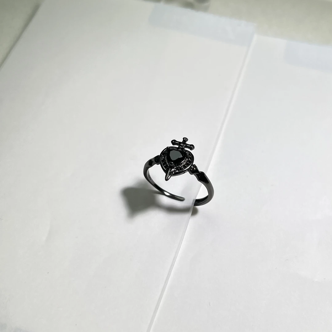 克罗心黑尖晶戒指s925黑银 KT24120711