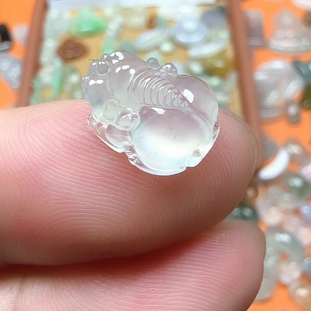 未镶嵌定制翡翠翡翠