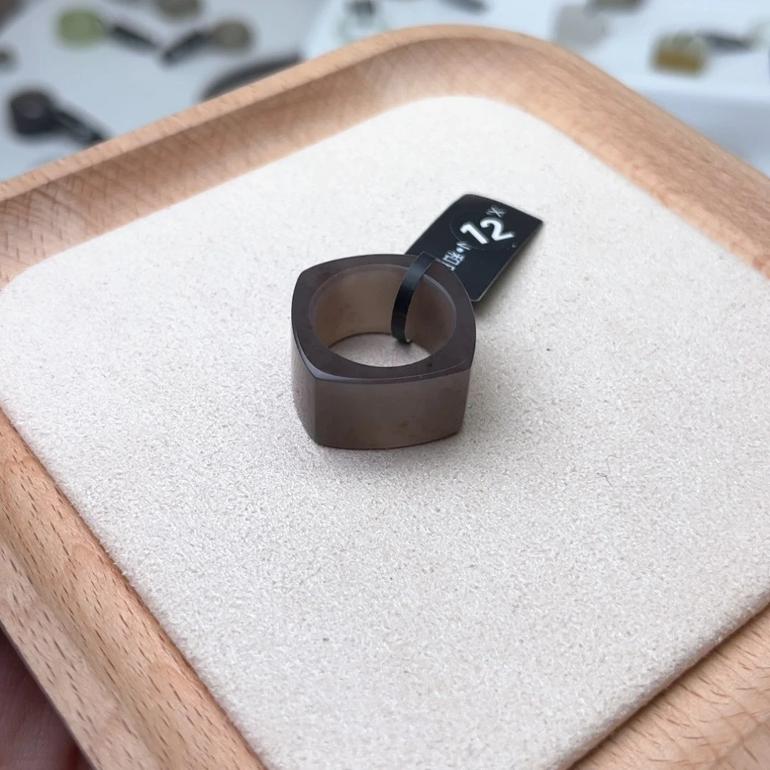 和田玉（糖玉）戒指未镶嵌