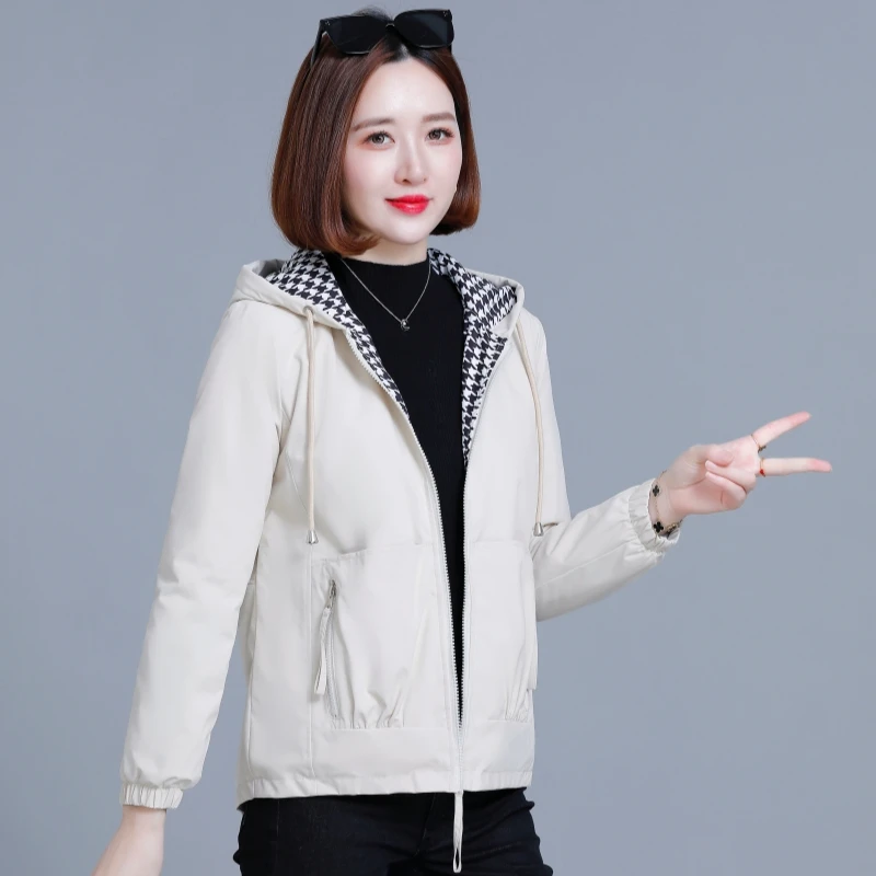 时尚焦糖色短外套女秋冬款2025新款爆款中年女士妈妈加绒夹克上衣