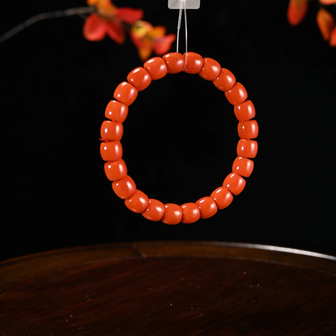 Lot8830 2511240013南红手串/保利