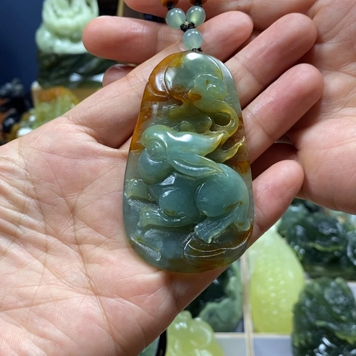 蛇纹石玉未镶嵌手把件
