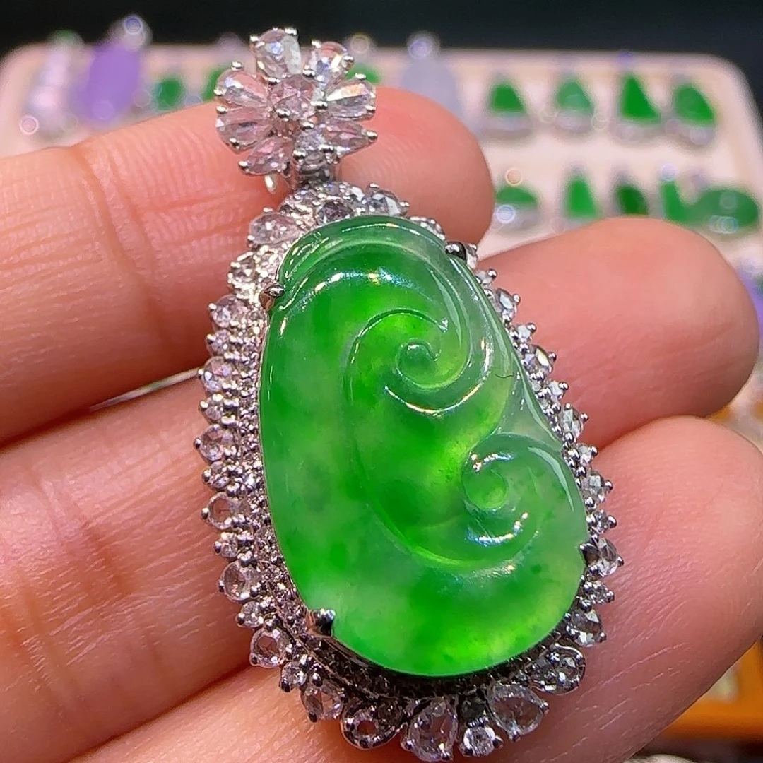 翡翠18K金镶嵌吊坠(不含链)