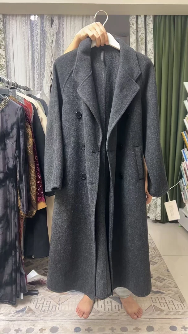 女款时尚纯色外套秋冬款